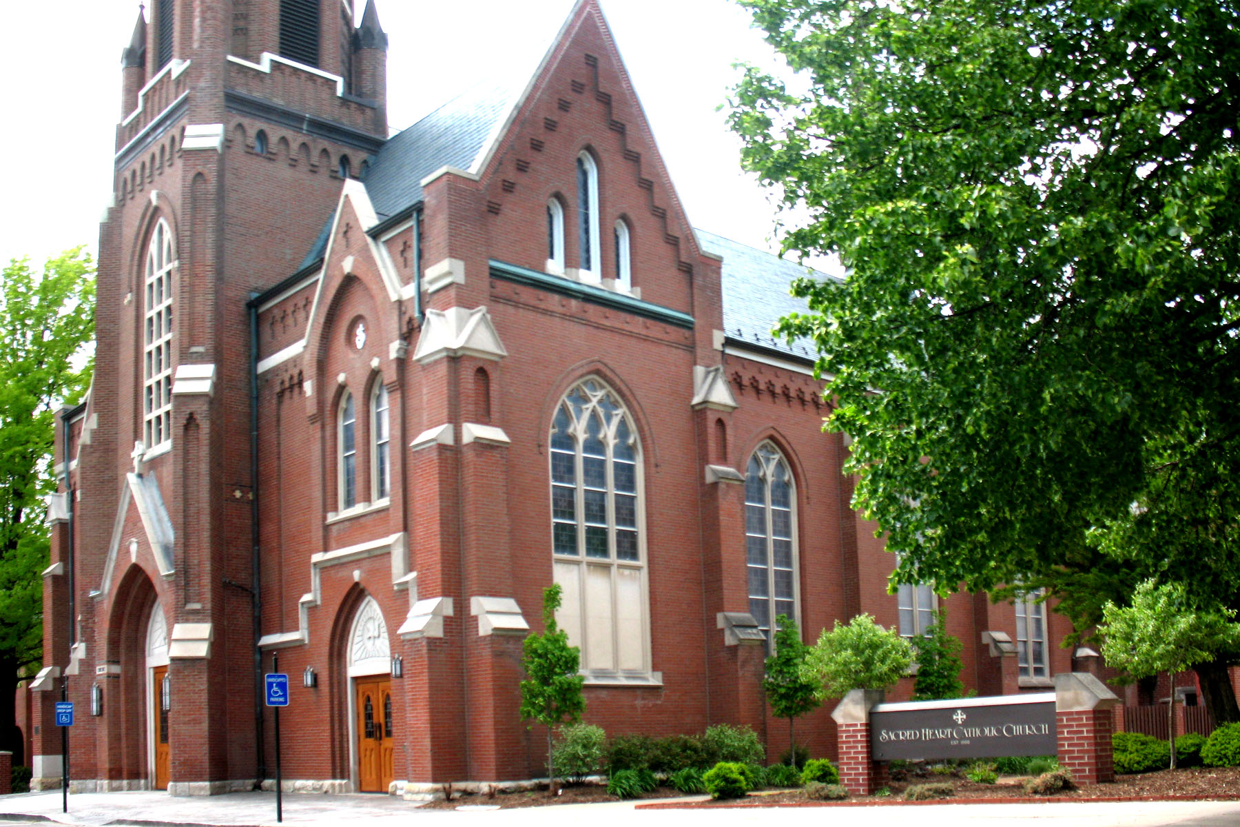 Sacred Heart Catholic Florissant