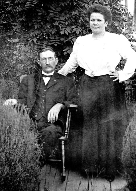 Charles Edgar and Belle Roy Wallis